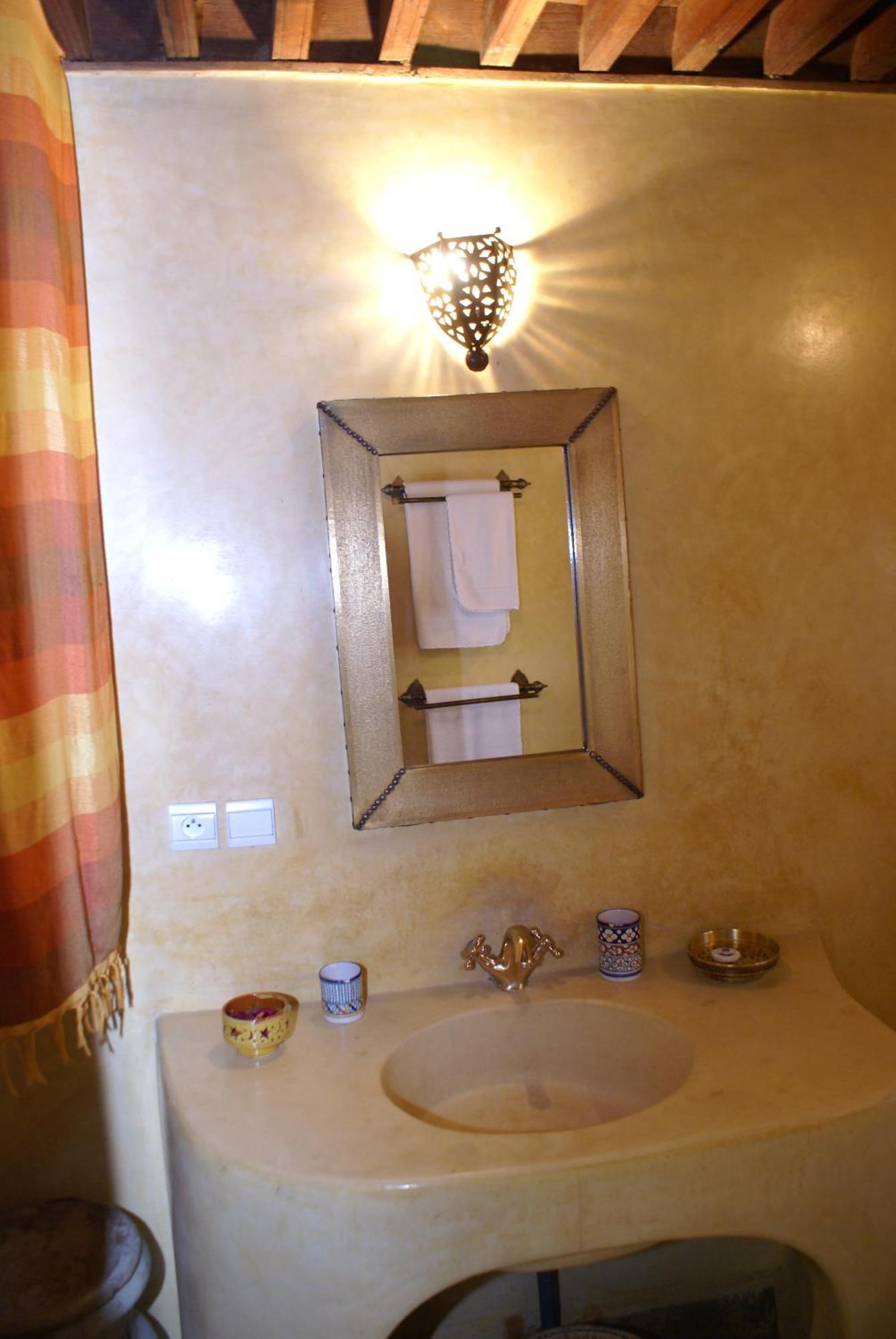 Riad Attarine Fez Kültér fotó