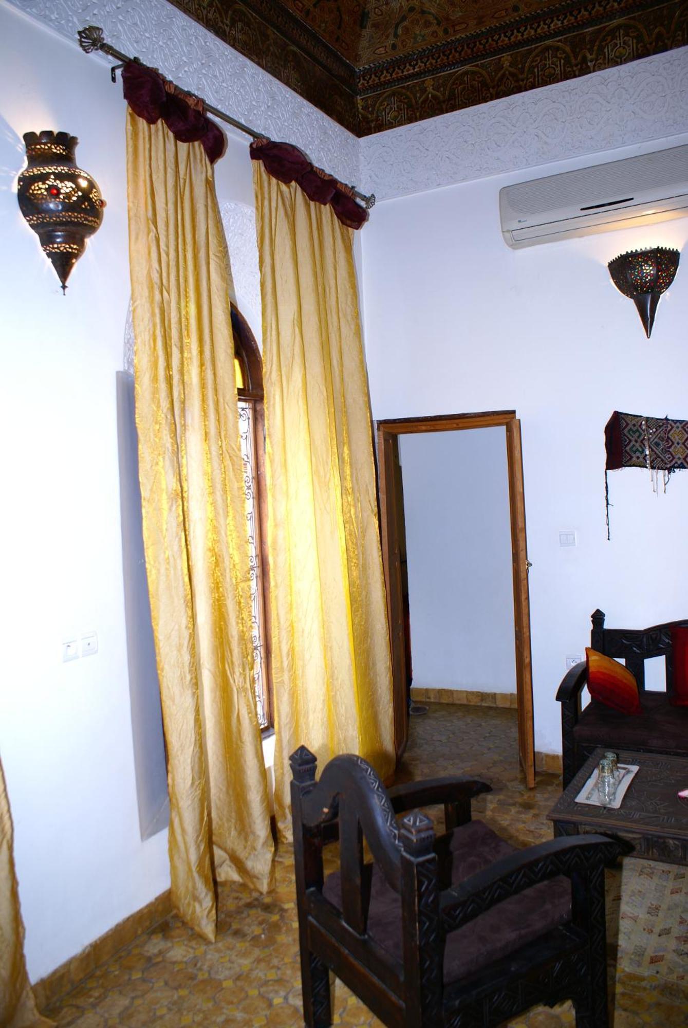Riad Attarine Fez Kültér fotó